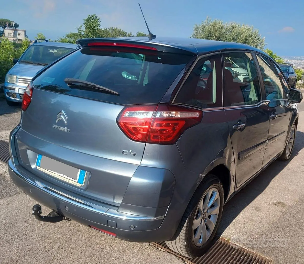 Citroen C4 Picasso 2011 photo 3