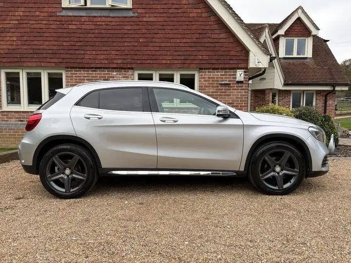 Mercedes-Benz Gla 2018 photo 4