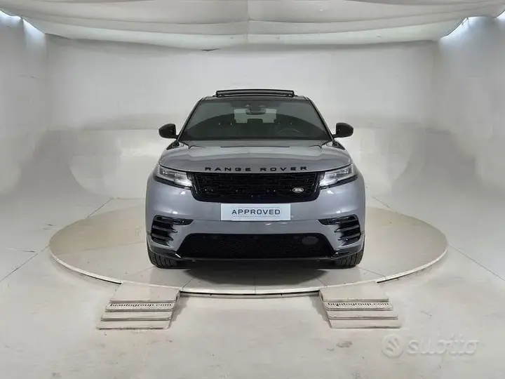 Land Rover Range Rover Velar 2023 photo 2