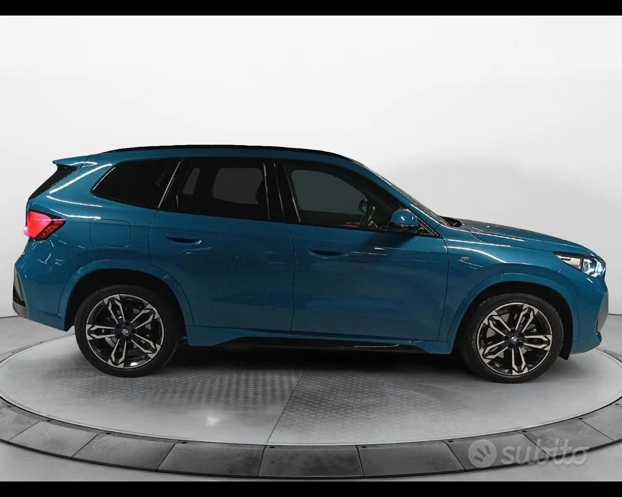 BMW X1 2024 photo 5