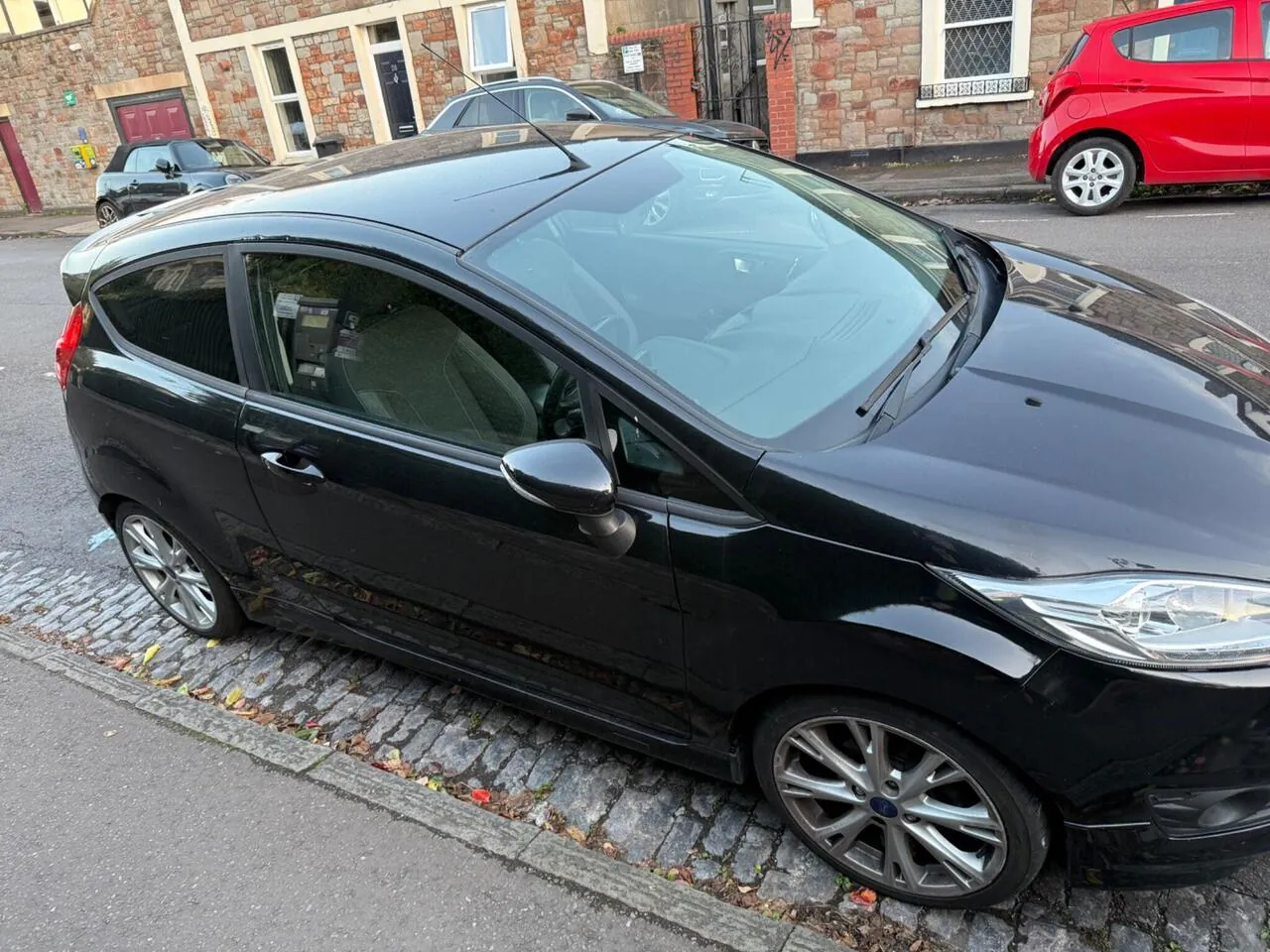 Ford Fiesta 2016 photo 2