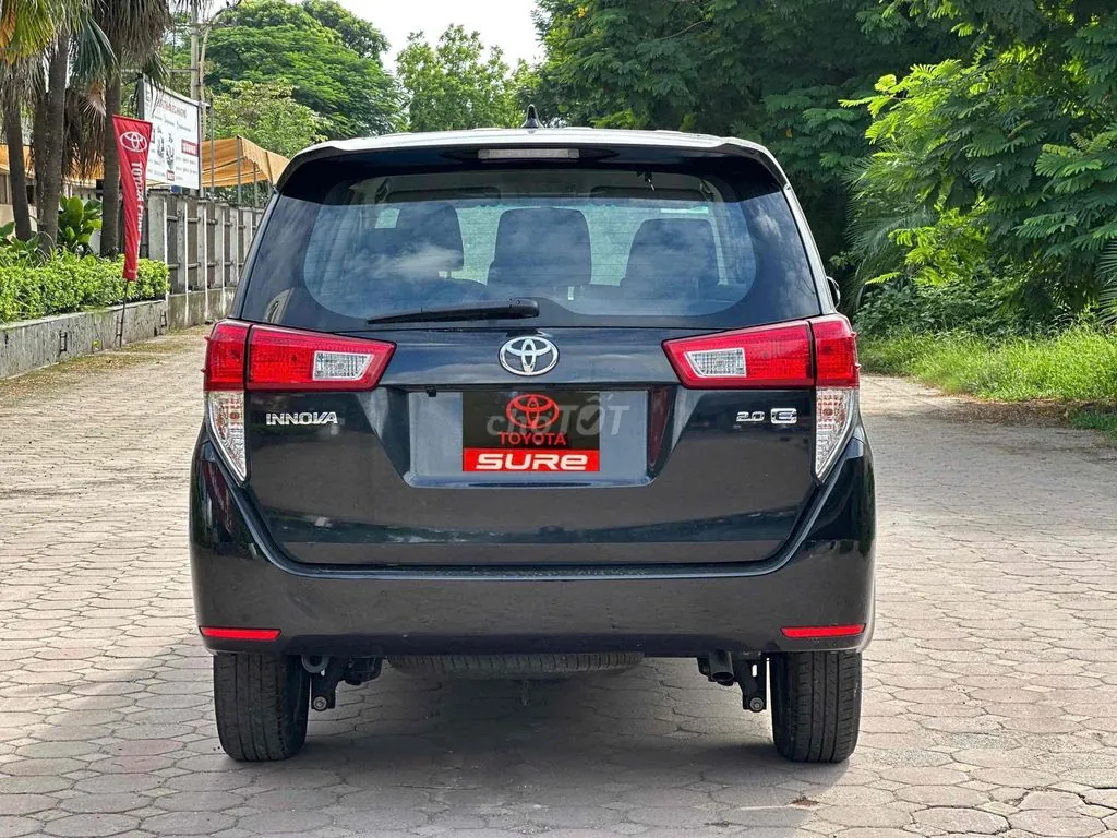 Toyota Innova 2022 photo 4