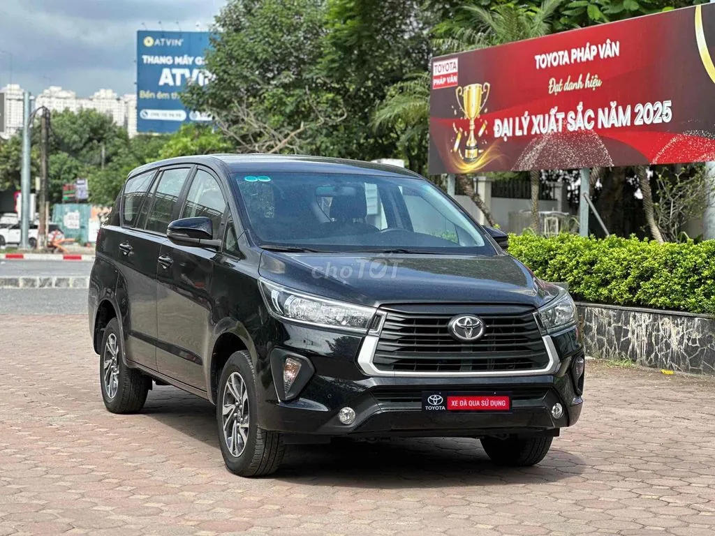 Toyota Innova 2022 photo 3
