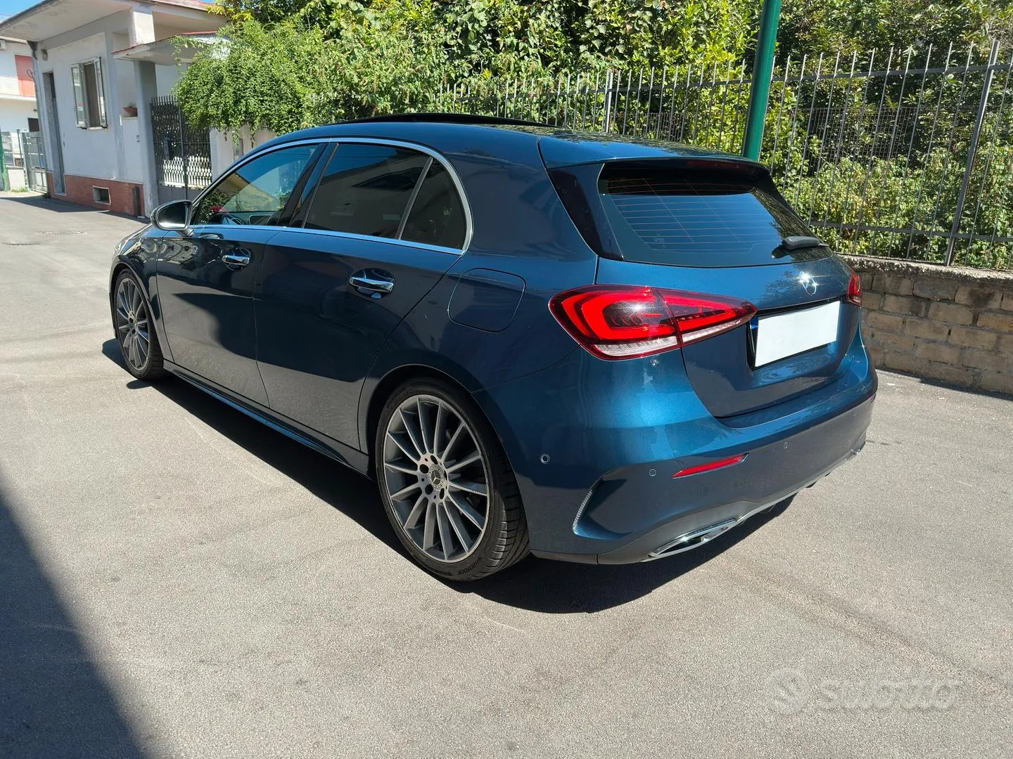 Mercedes-Benz A200D 2019 photo 3