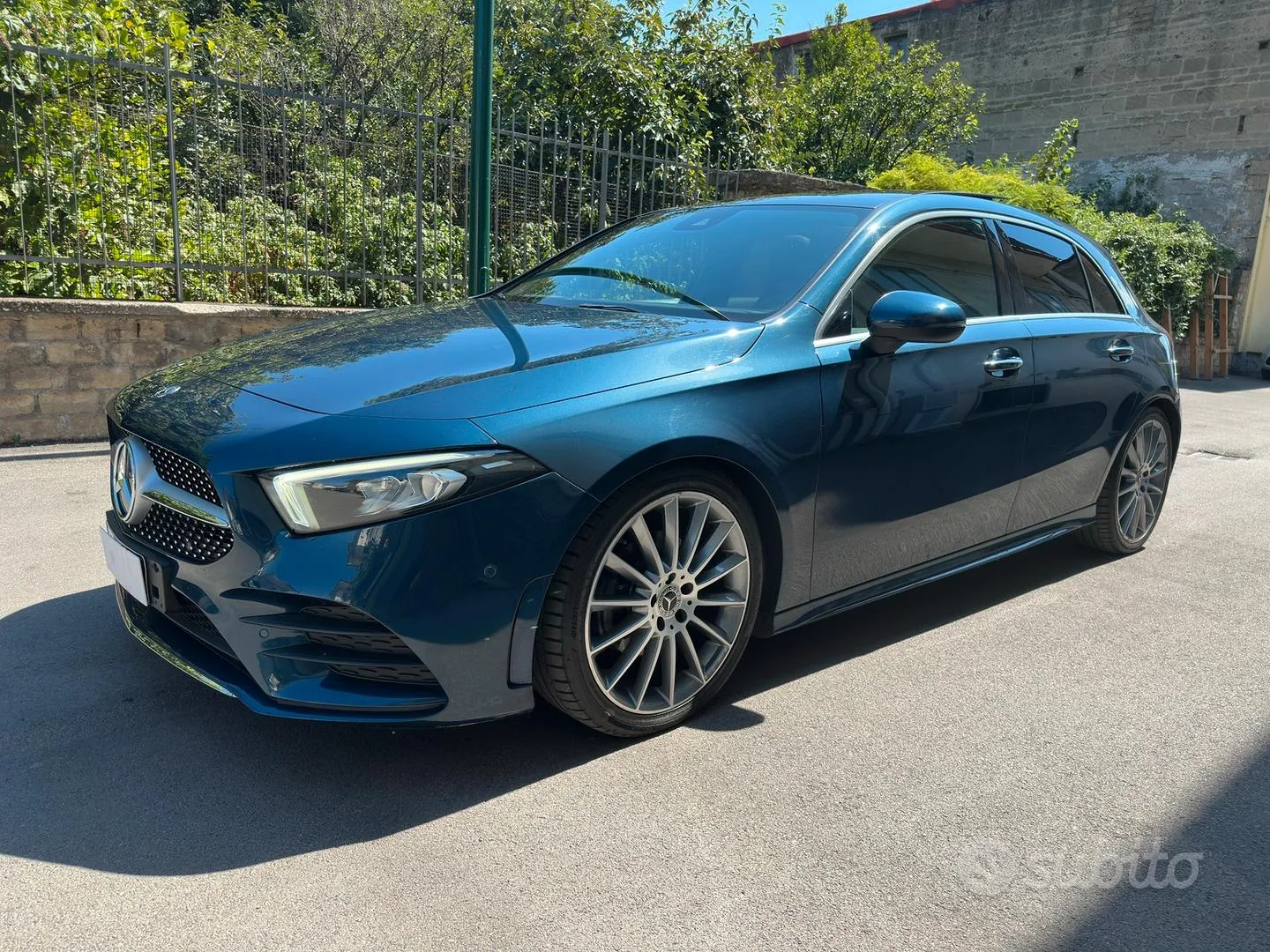 Mercedes-Benz A200D 2019 photo 2