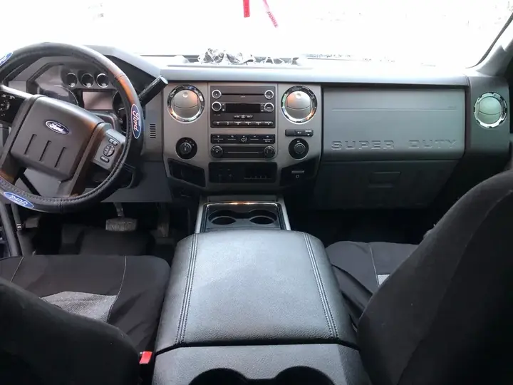 Ford F350 2011 photo 3