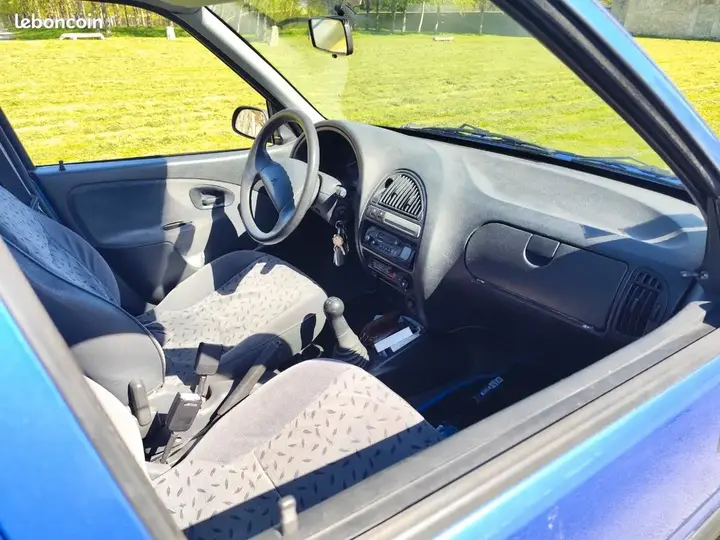 Citroen Saxo 1998 photo 2
