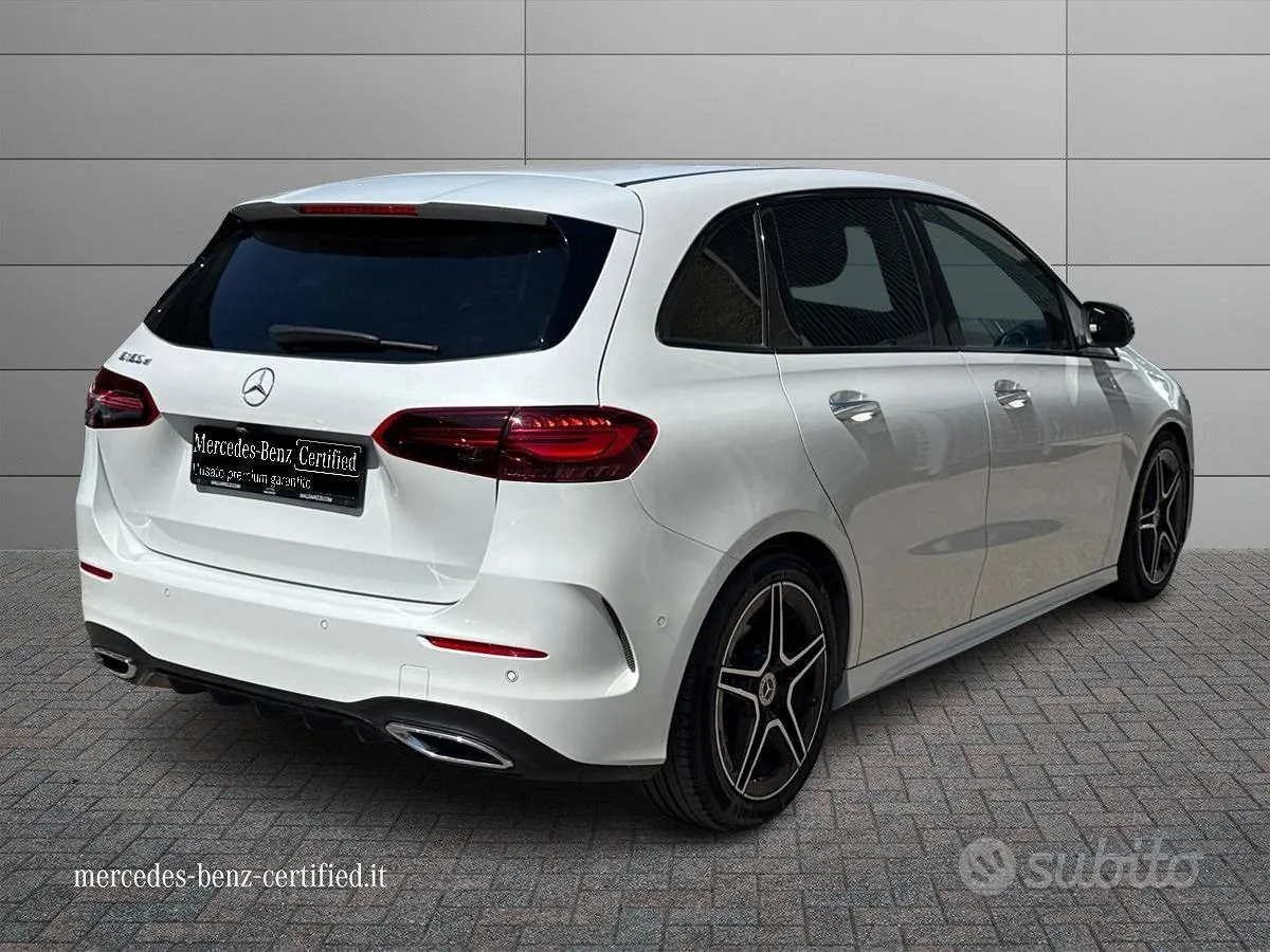 Mercedes-Benz B 180 D Amg Line Advanced Plus 2024 photo 2