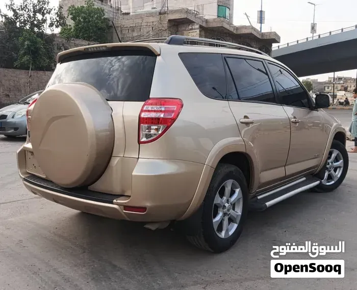 Toyota Rav4 2012 photo 4