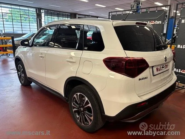 Suzuki Vitara 2023 photo 2