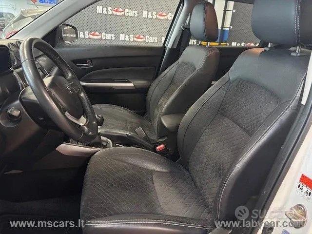Suzuki Vitara 2023 photo 3
