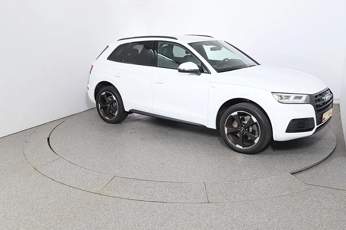 Audi Q5 2018 photo 3