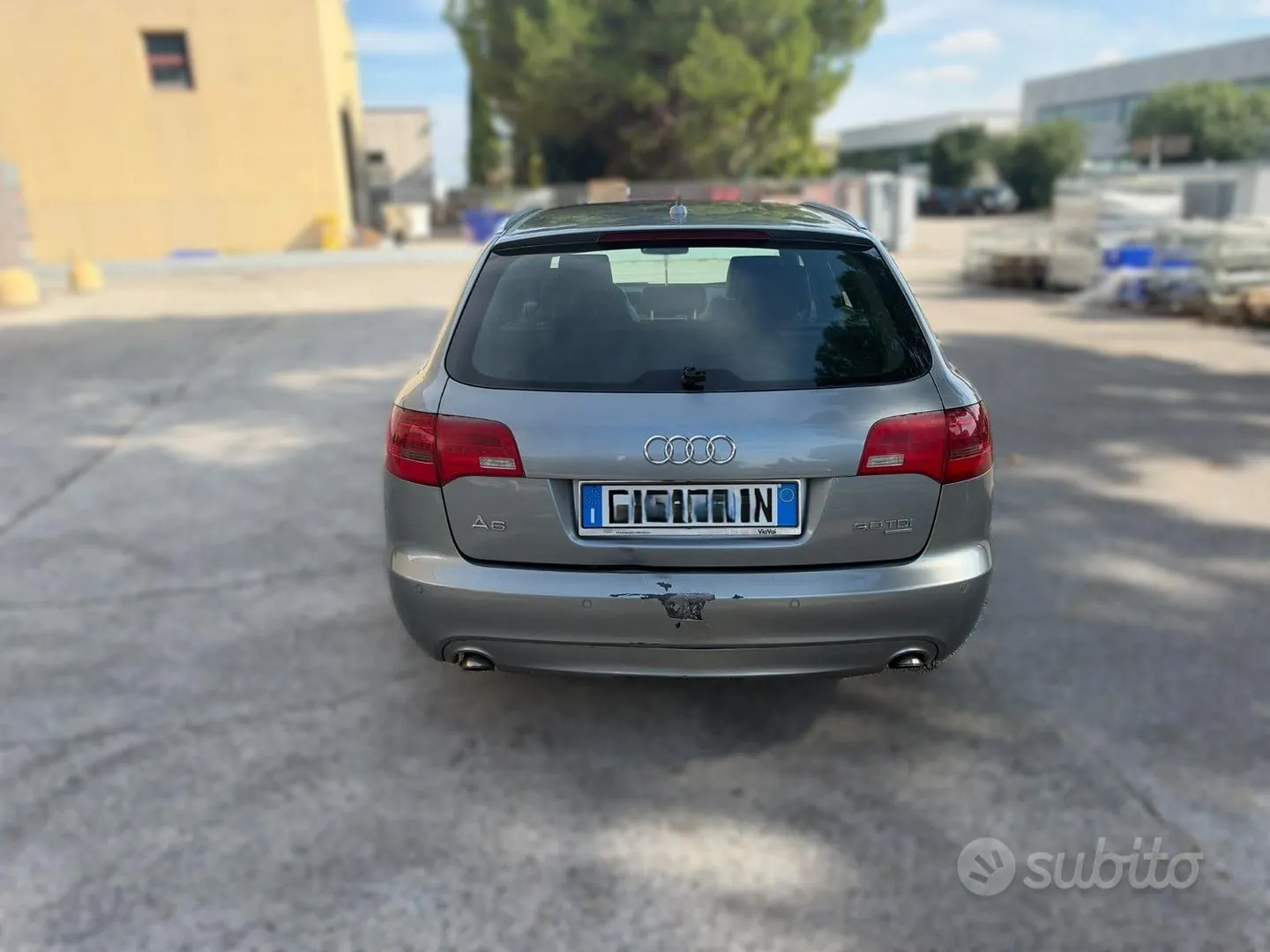 Audi A6 2010 photo 4