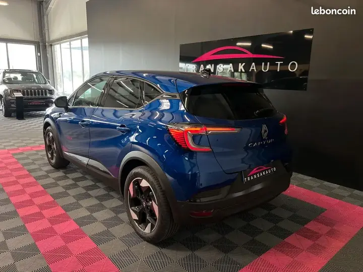 Renault Captur 2025 photo 3