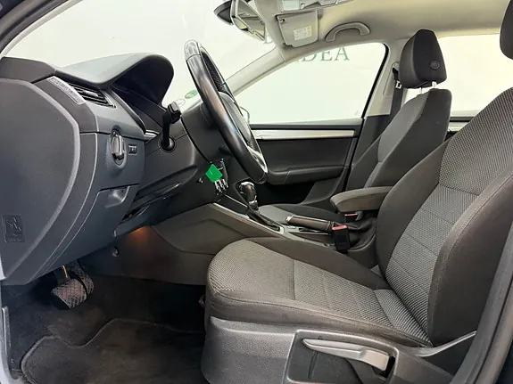 Skoda Octavia 2014 photo 5