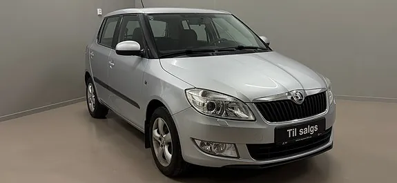 Skoda Fabia 2013 photo 4