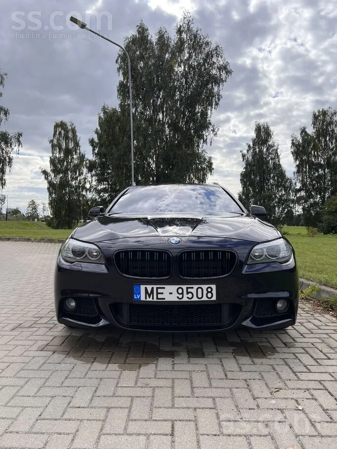 BMW 530D 2011 photo 2