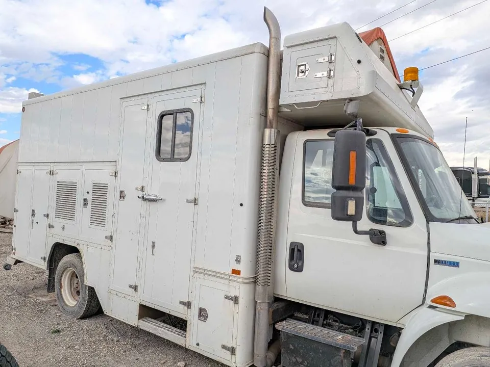International 4300
