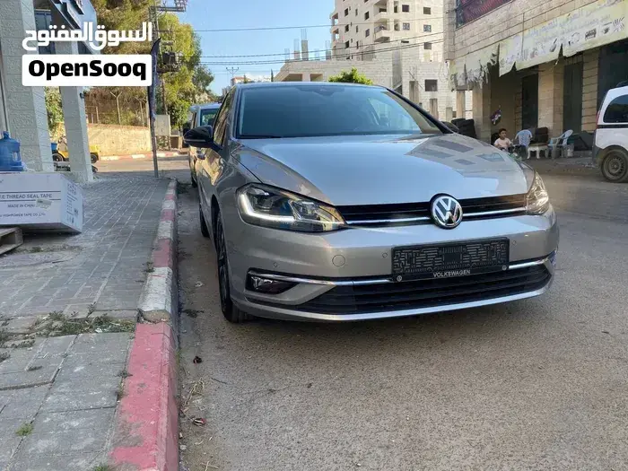 Volkswagen Golf 2020 photo 2