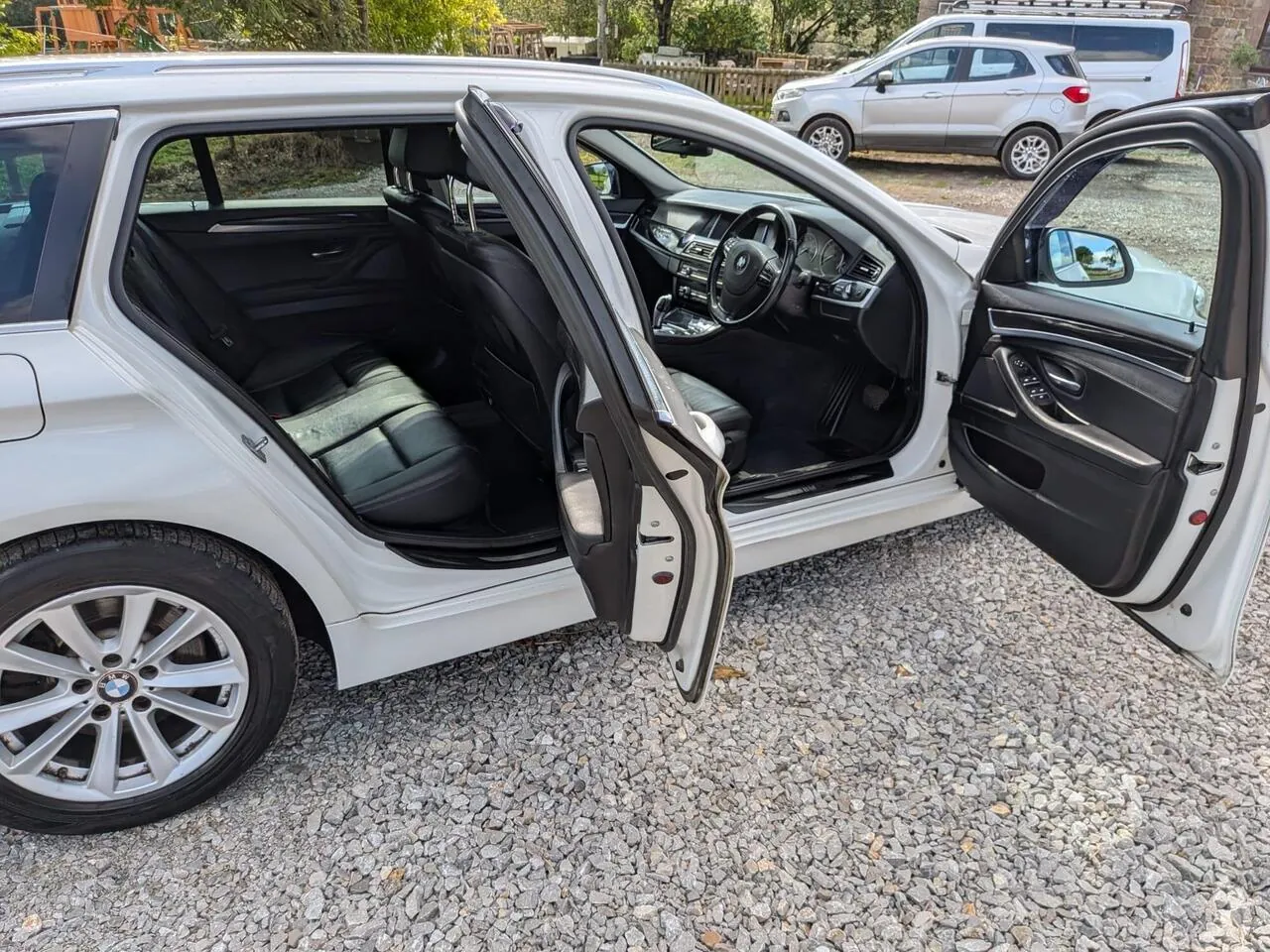 BMW 5 Series 2015 photo 5