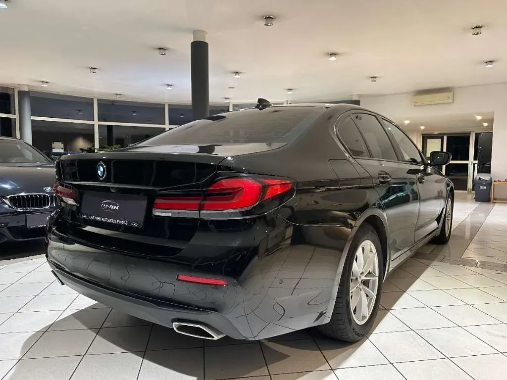 BMW 5 Series 2021 photo 3