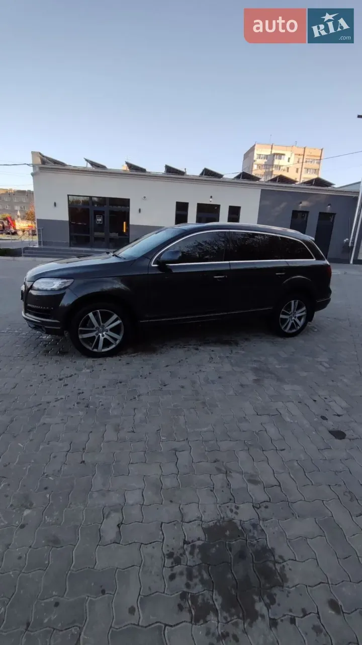 Audi Q7 2013 photo 4