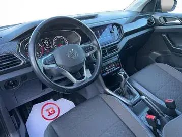 Volkswagen T-Cross 2022 photo 2