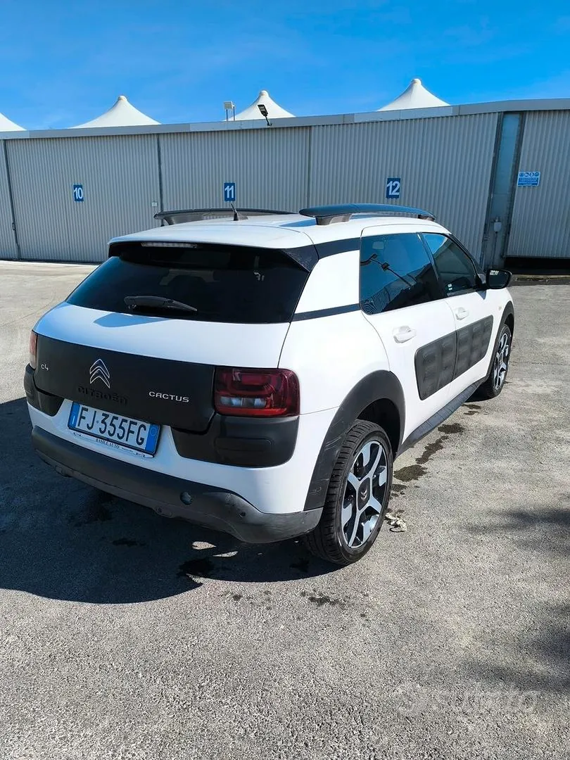Citroen C4 Cactus 2017 photo 2