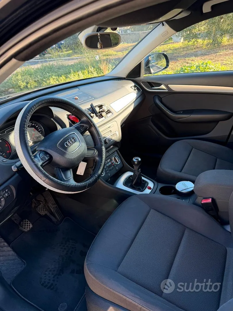 Audi Q3 2012 photo 5