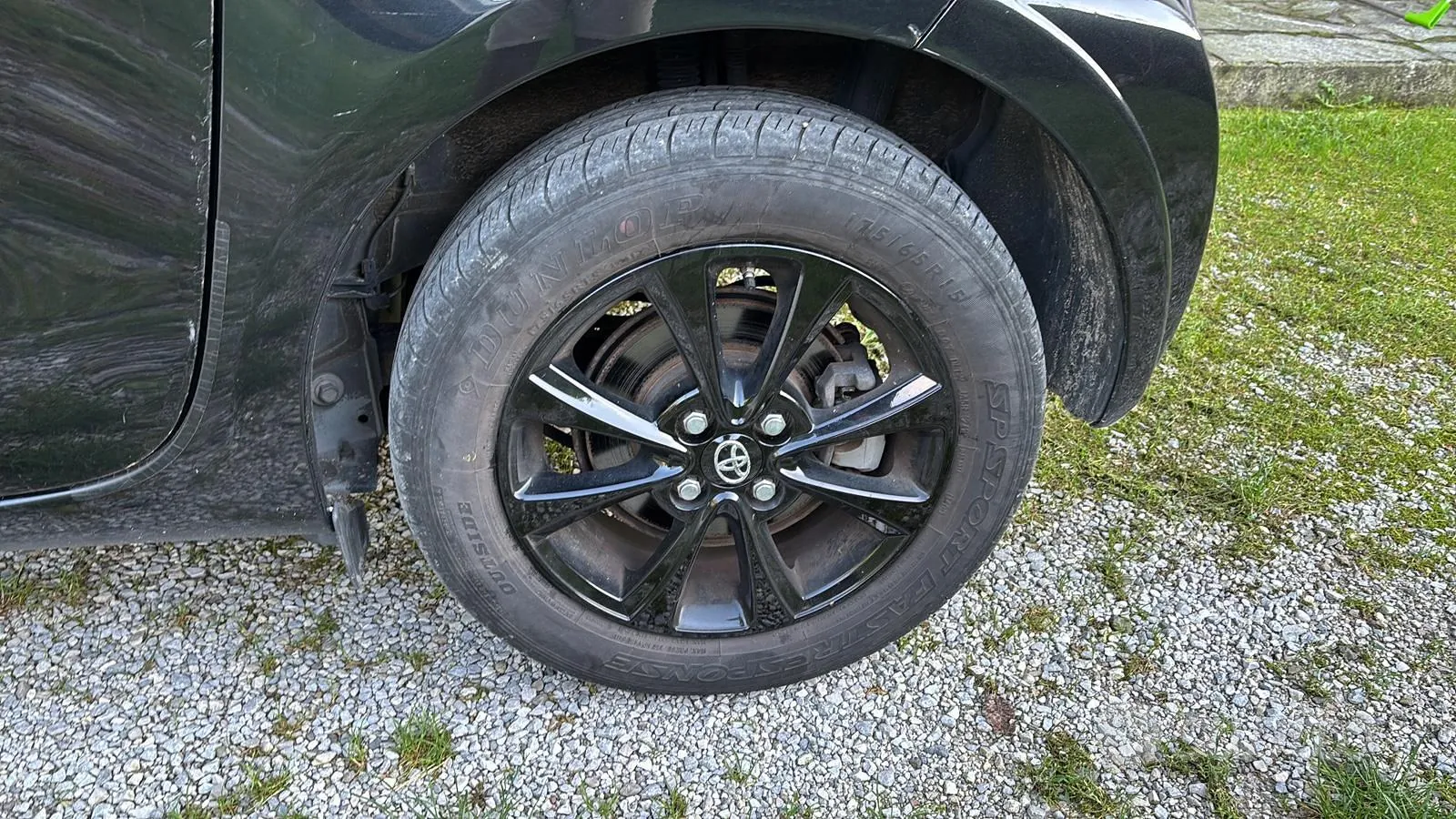 Toyota Iq 2011 photo 4