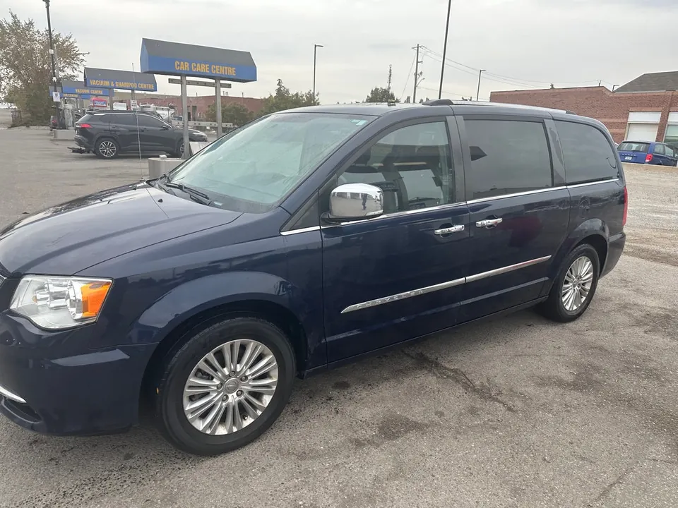 Chrysler Town And Country