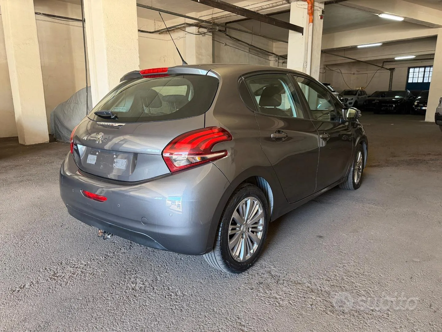 Peugeot 208 2018 photo 4