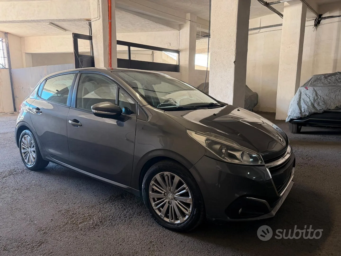Peugeot 208 2018 photo 5