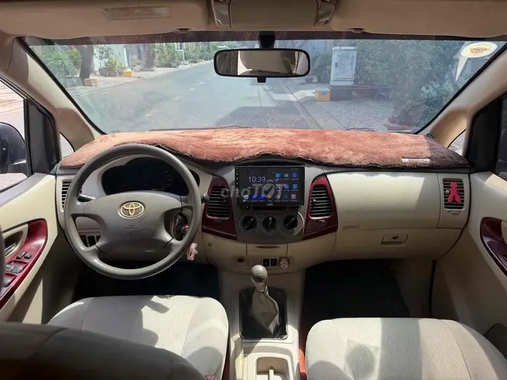 Toyota Innova 2006 photo 4