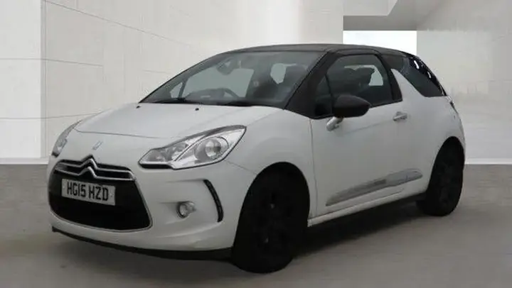 DS Automobiles Ds 3 2015 photo 2