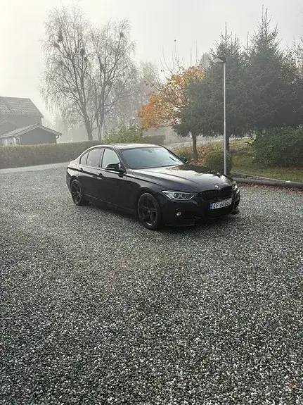 BMW 320I
