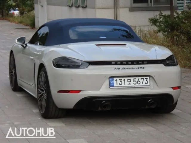Porsche 718 Cayman 2024 photo 4
