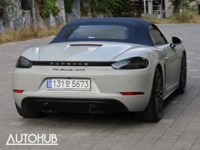 Porsche 718 Cayman 2024 photo 3