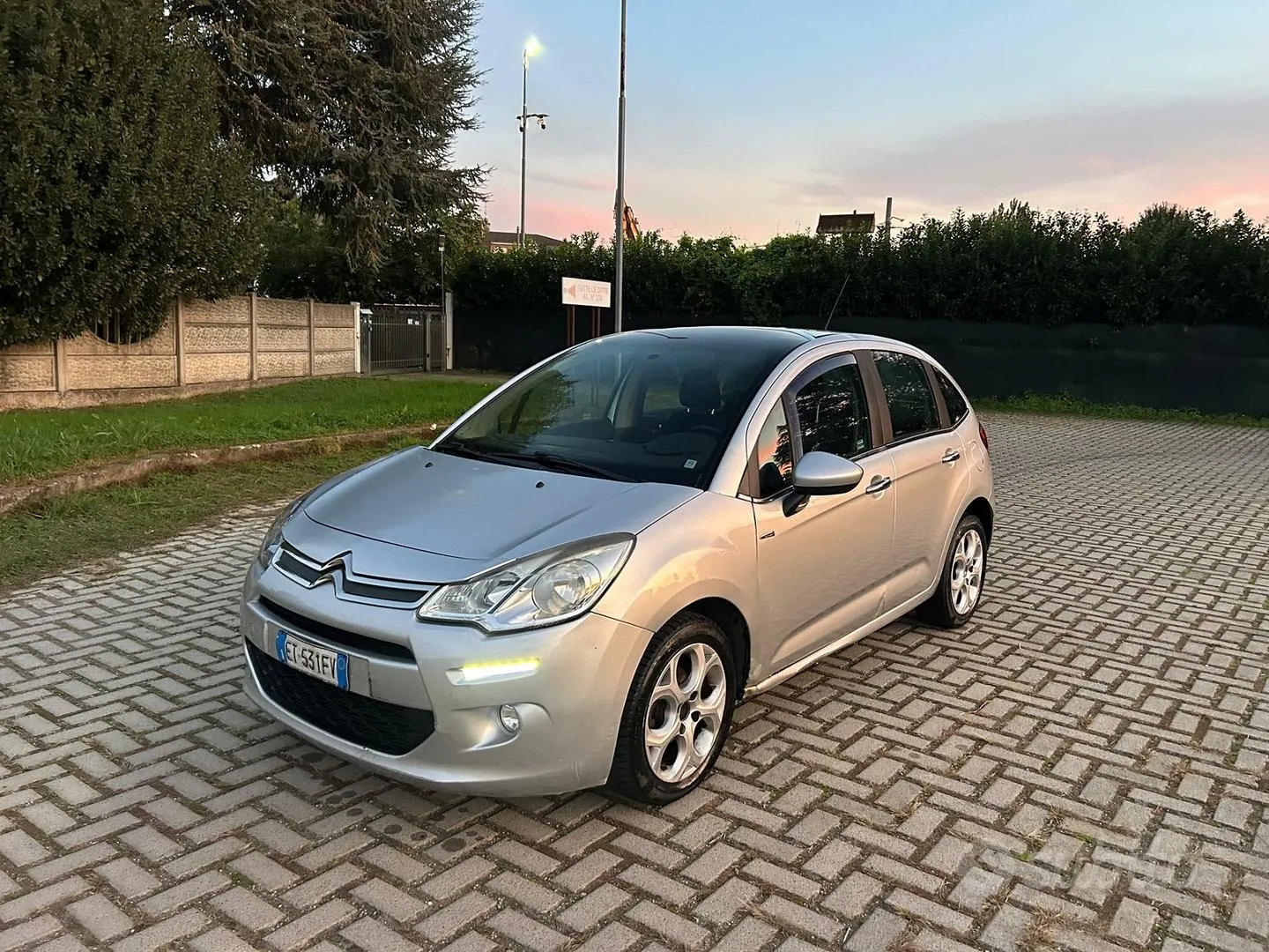 Citroen C3 2013 photo 3