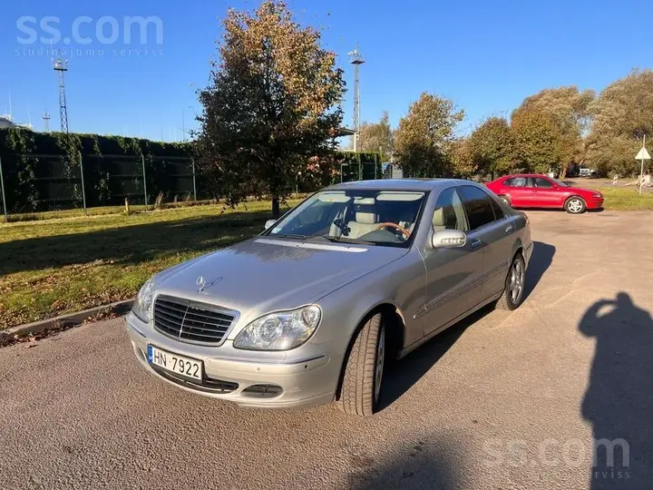 Mercedes-Benz S320