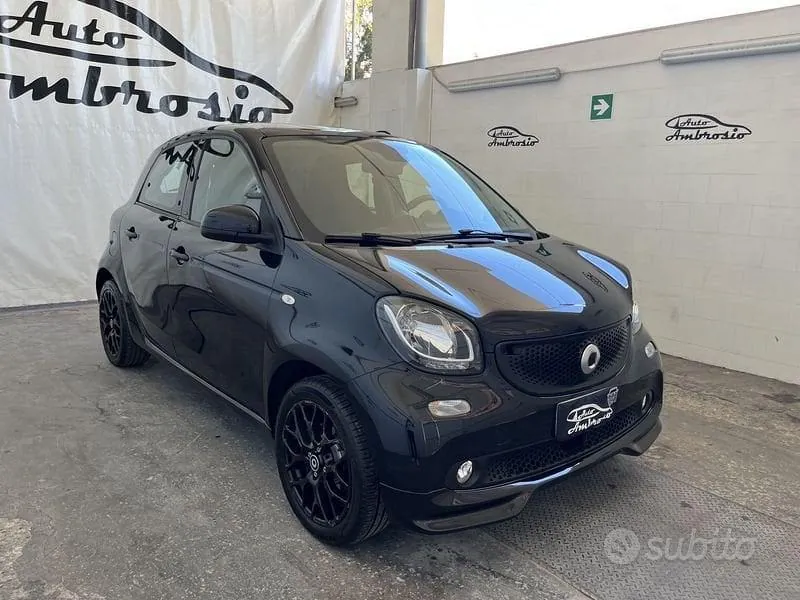 Smart Forfour 2019 photo 2