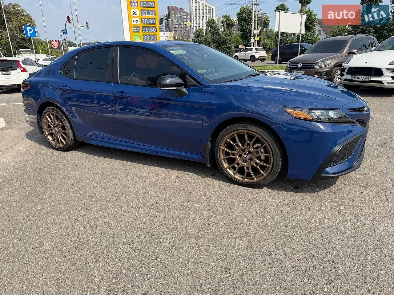 Toyota Camry 2023 photo 5