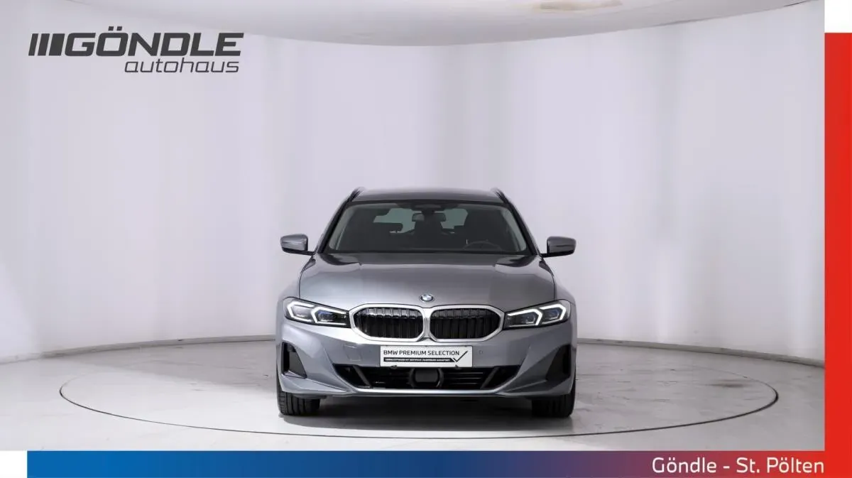 BMW 3 Series 2024 photo 2