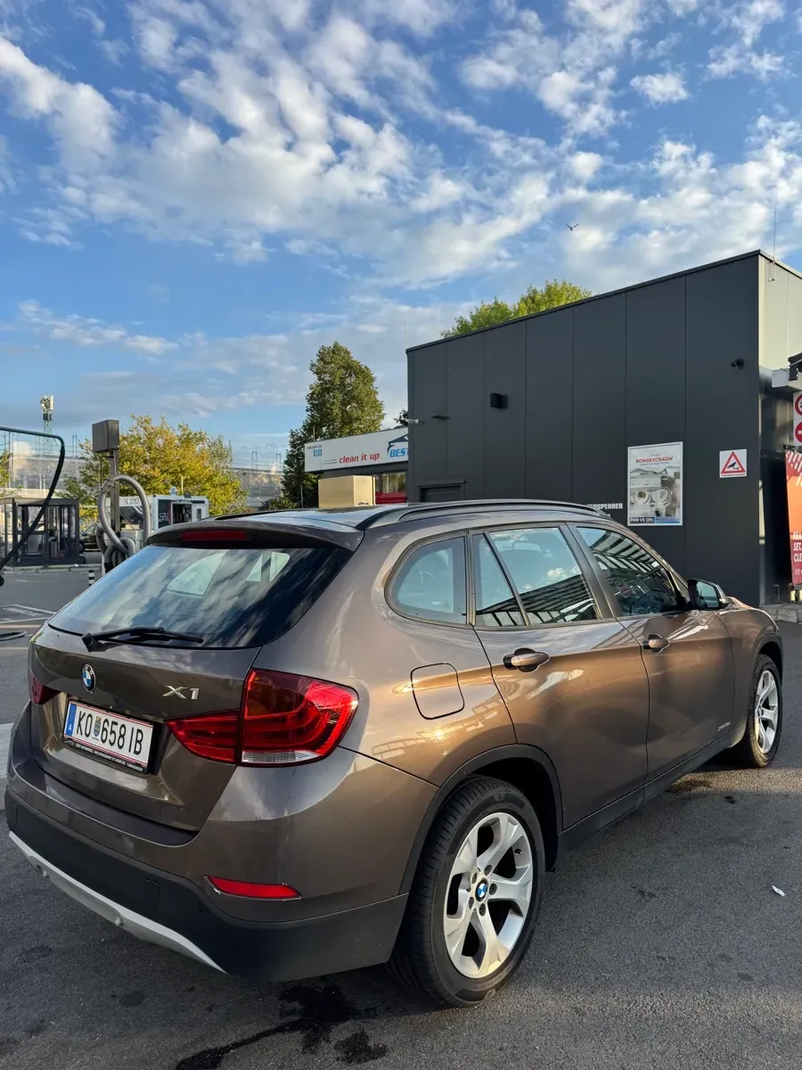 BMW X1 2012 photo 3