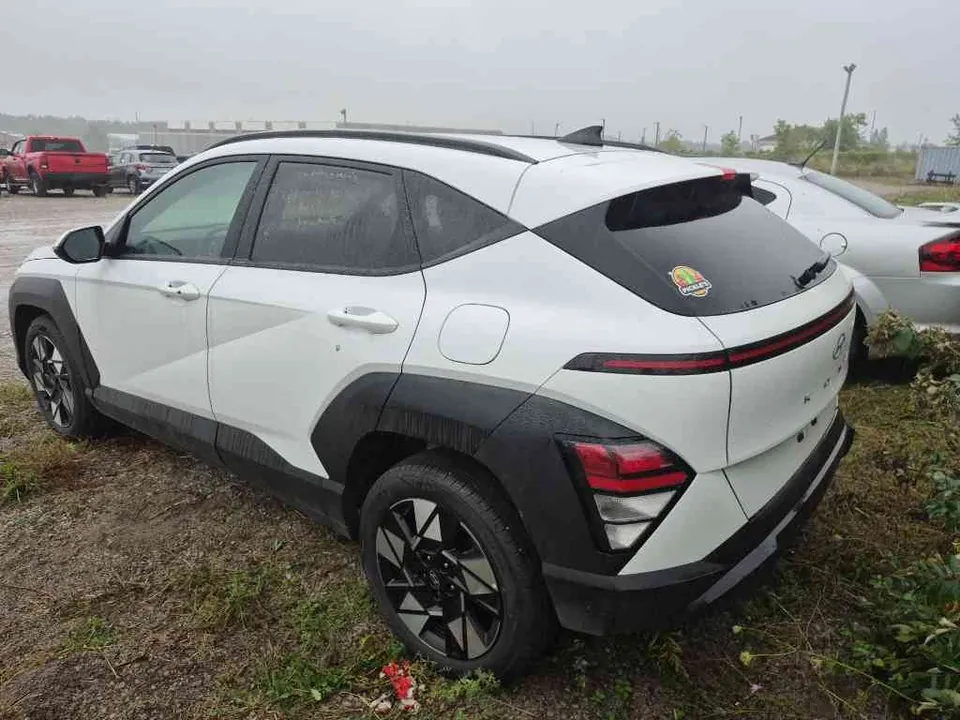 Hyundai Kona 2026 photo 4