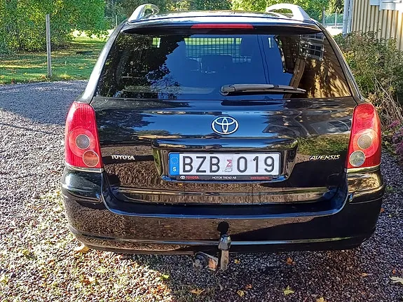Toyota Avensis 2007 photo 2