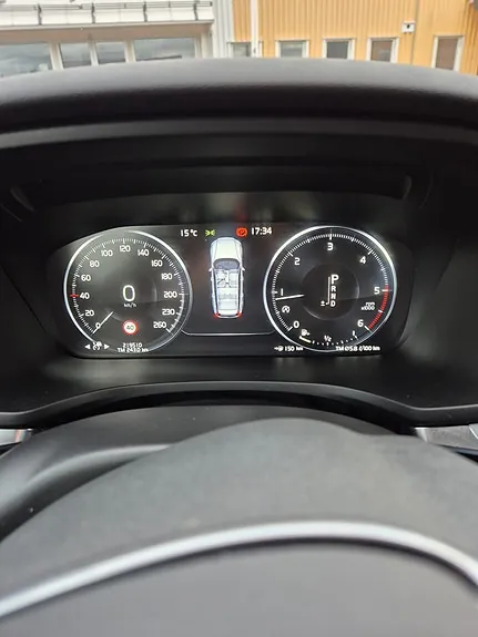 Volvo V60 2019 photo 3