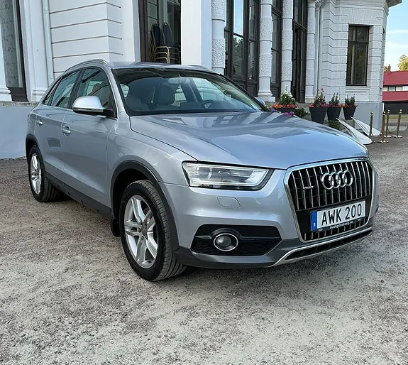 Audi Q3 2014 photo 2