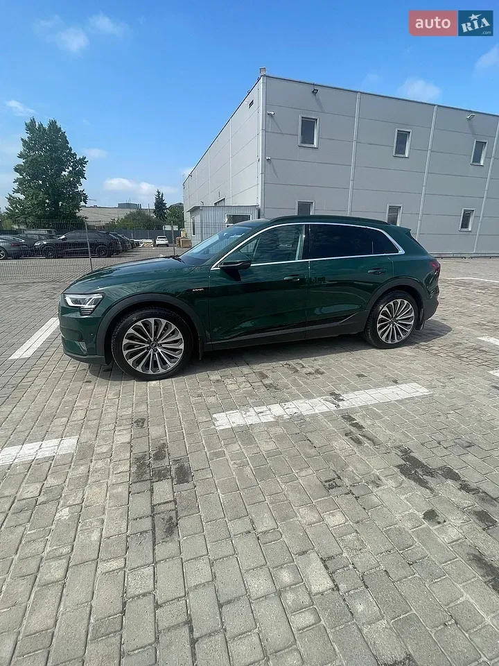 Audi E-Tron 2022 photo 5