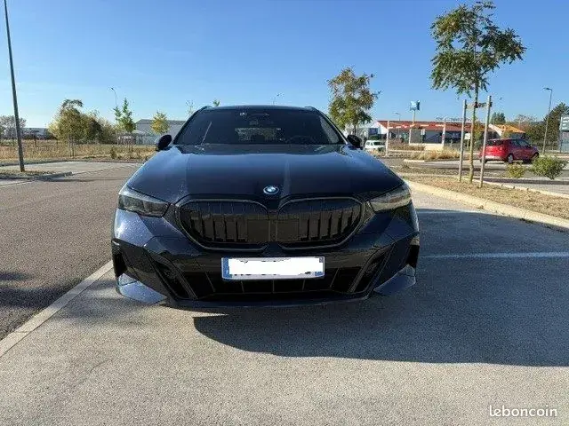 BMW 530E 2025 photo 2